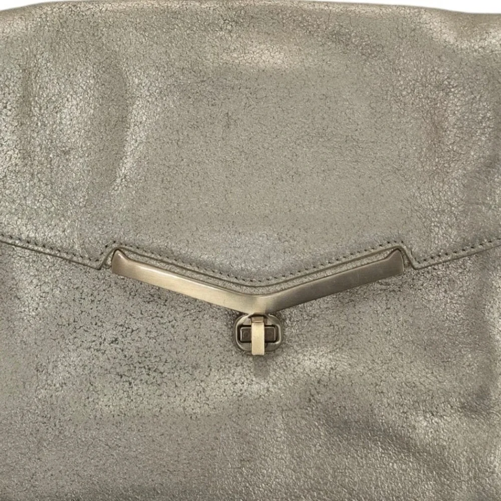 Botkier Metallic Champagne Leather Crossbody Bag‎ Chain Handle Turnlock Closure